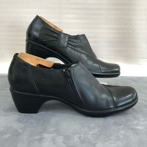 Clarks Black Leather Ankle boot  8.5